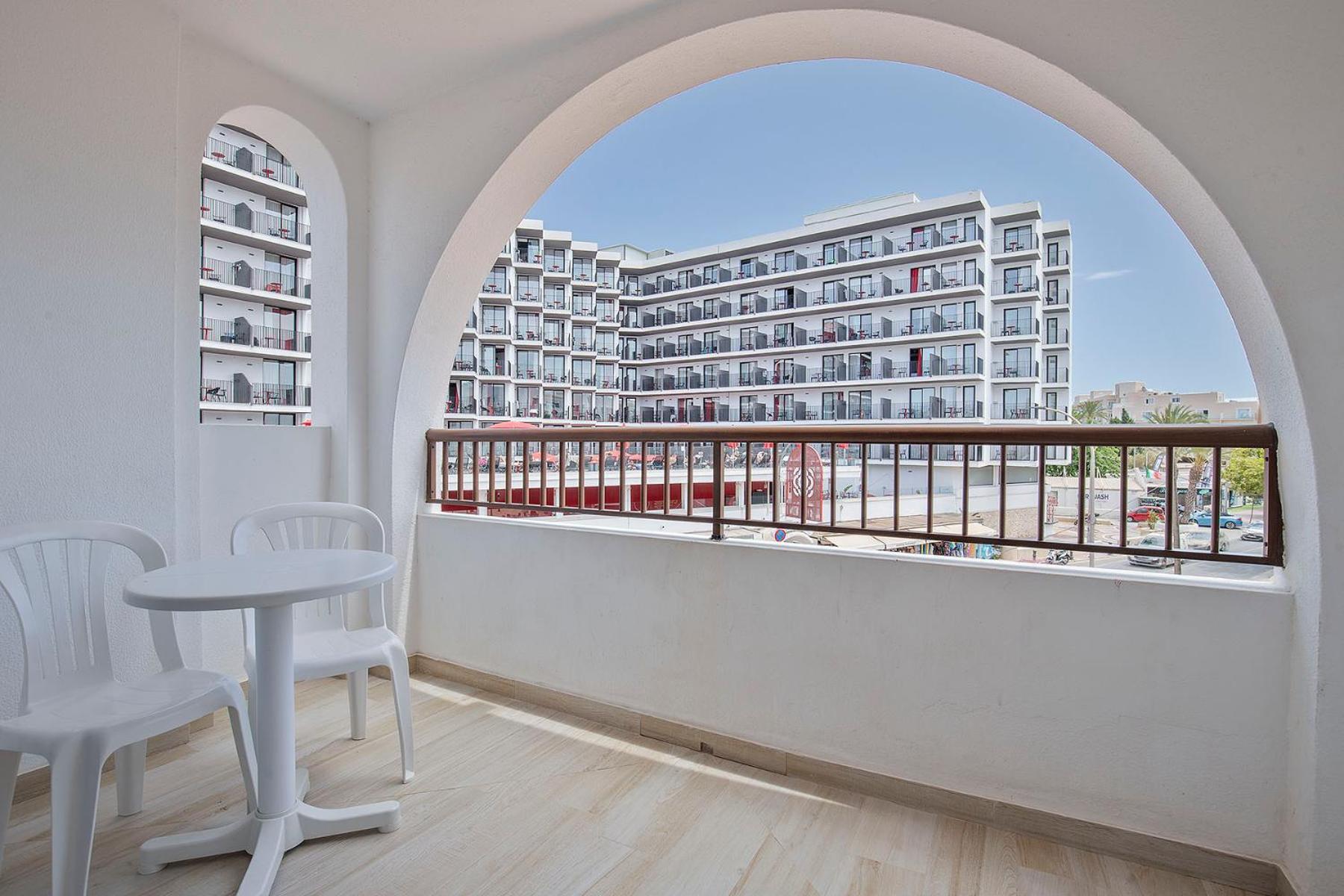 Sunside Ibiza Studios - Only Adults- Formerly Known As Central Park サンアントニオアバド エクステリア 写真
