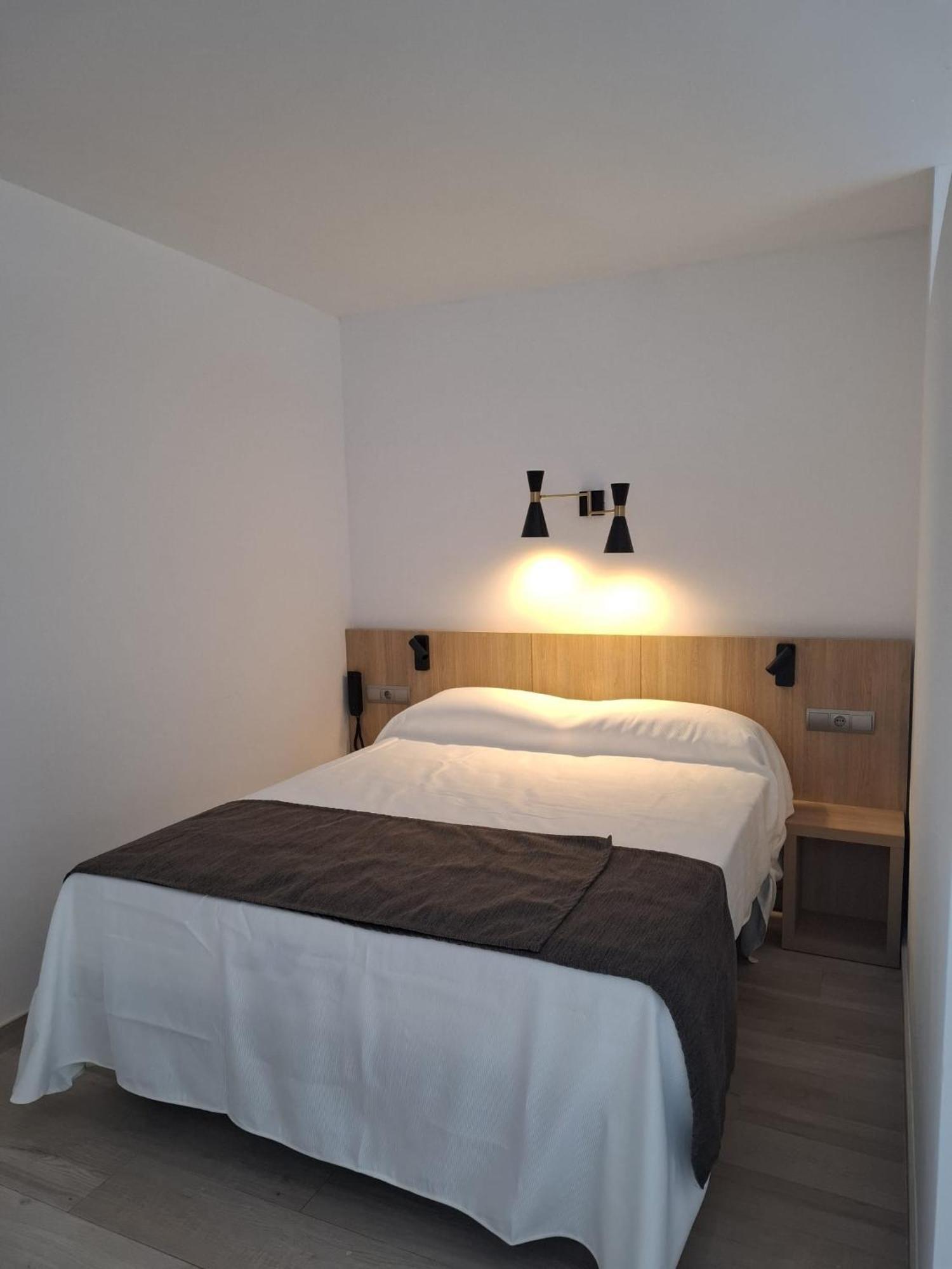 Sunside Ibiza Studios - Only Adults- Formerly Known As Central Park サンアントニオアバド エクステリア 写真