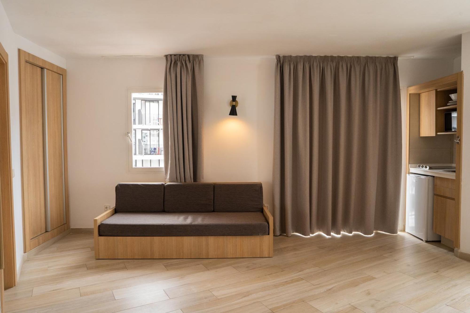 Sunside Ibiza Studios - Only Adults- Formerly Known As Central Park サンアントニオアバド エクステリア 写真