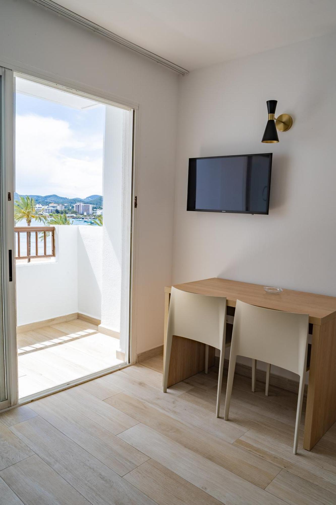 Sunside Ibiza Studios - Only Adults- Formerly Known As Central Park サンアントニオアバド エクステリア 写真